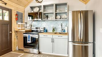 Cottage (2 Bedrooms) | Interior