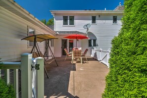 Apartment (1 Bedroom) | Interior - Serene Orchard Park Apartment: Large Yard & Patio! (Orchard Park)