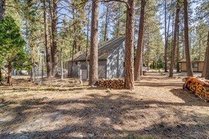 House (3 Bedrooms) | Interior - Graeagle Vacation Rental Cabin w/ Game Room! (Blairsden-Graeagle)