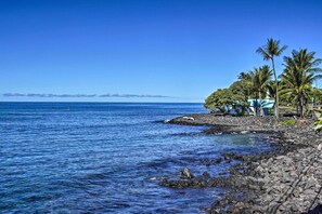 Interior - Living Aloha: A Quiet Condo w/ Step-free Access! (Kailua-Kona)