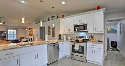 Updated Tavares Retreat < 1 Mile to Boat Ramp