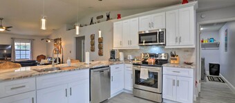 Updated Tavares Retreat < 1 Mile to Boat Ramp