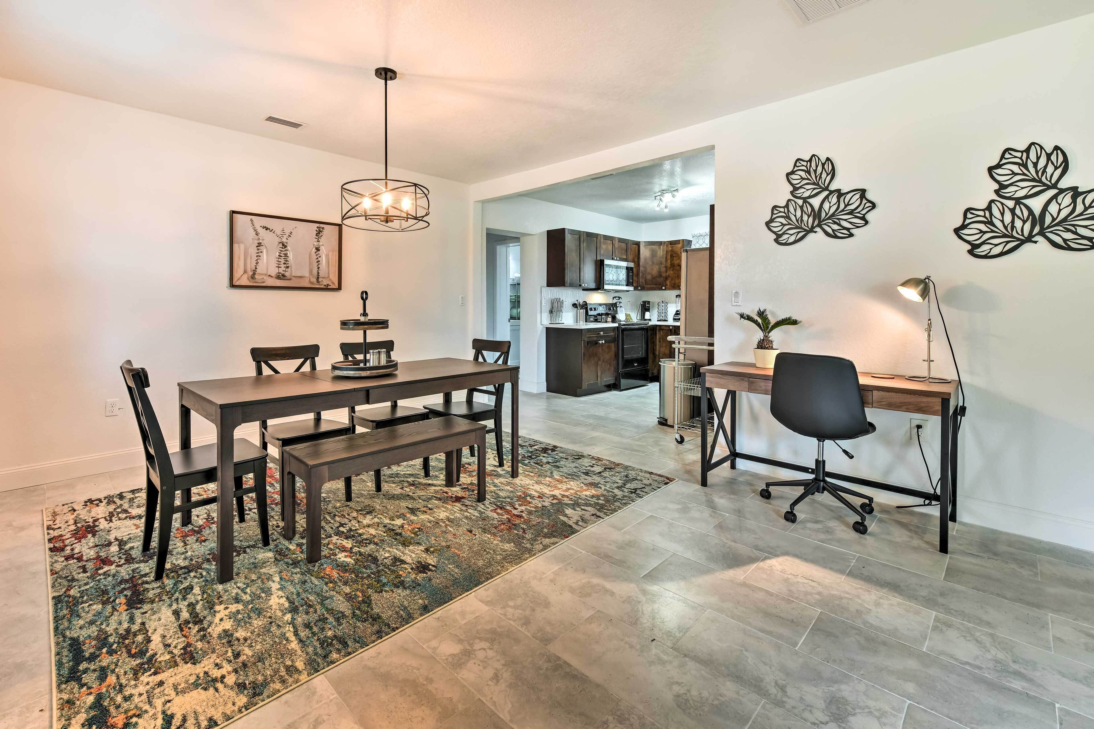 House (3 Bedrooms) | Interior