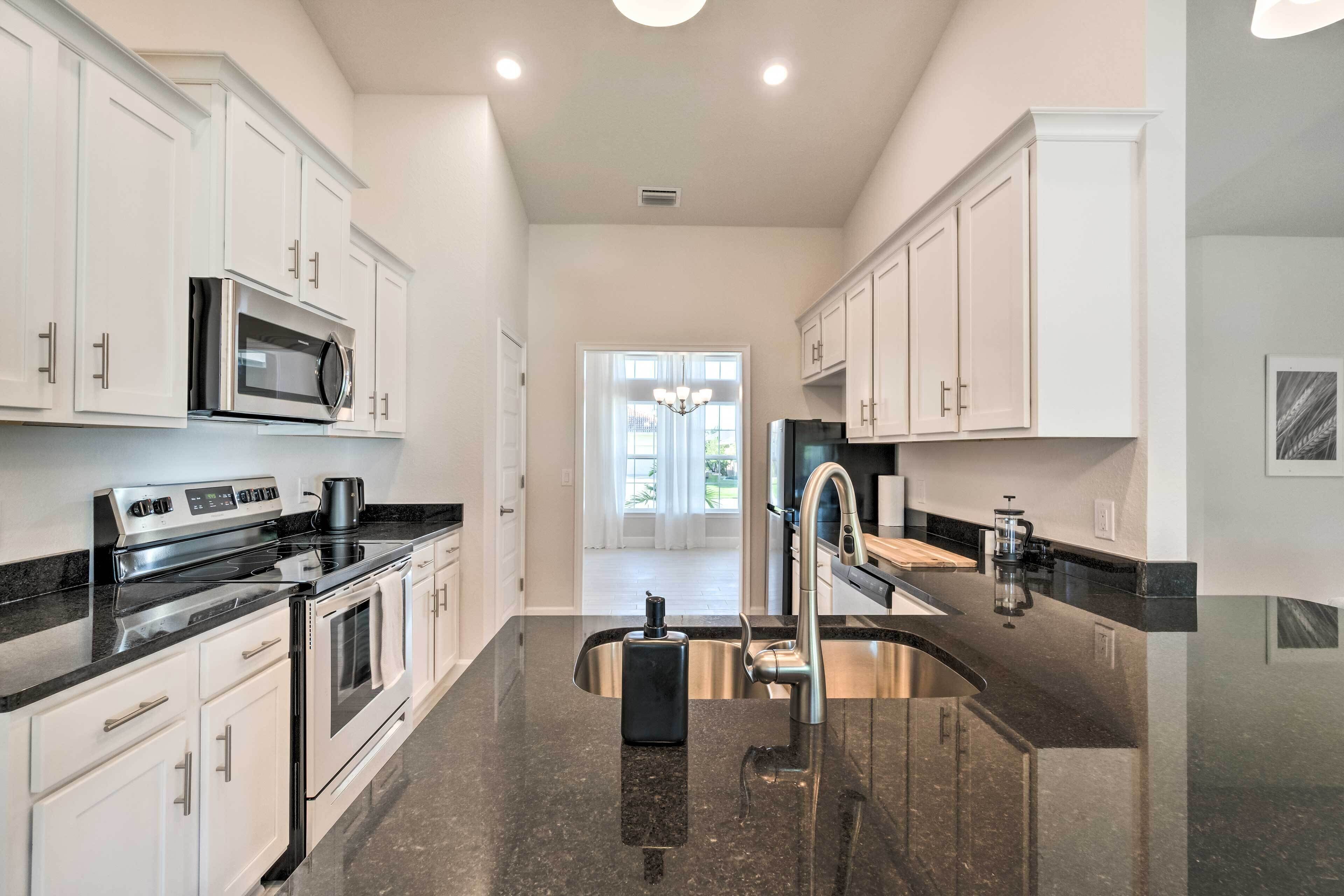 House (4 Bedrooms) | Interior