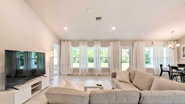 Rumah (4 Bedrooms) | Interior