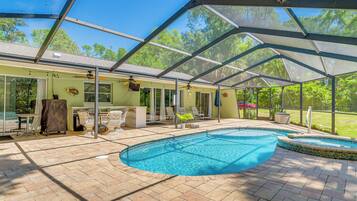 Rumah (3 Bedrooms) | Bagian depan properti