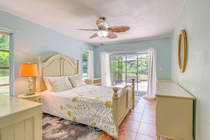 House (3 Bedrooms) | Interior - Lovely Crystal River Home w/ Lanai & Pool! (Crystal River)