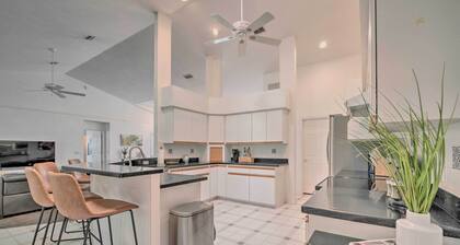 Crystal River Gem Near Three Sisters Springs!