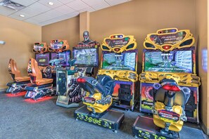 Interior - Disney Good Neighbor Resort Condo < 4 Mi to Wdw! (Orlando)