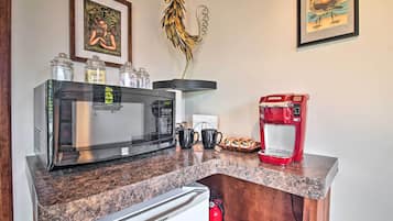 Apartment (0 Bedroom) | Interior