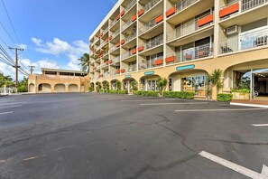 Interior - Condo w/ Private Lanai, Ocean View & On-site Pool! (Kihei)