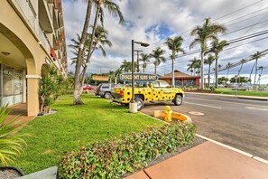 Apartment (1 Bedroom) | Interior - Condo w/ Private Lanai, Ocean View & On-site Pool! (Kihei)