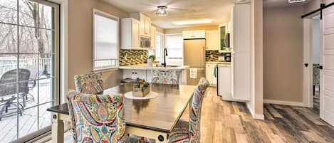 House (4 Bedrooms) | Interior