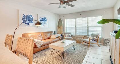 Walkable Florida Duplex: 2 Blocks to Cocoa Beach!
