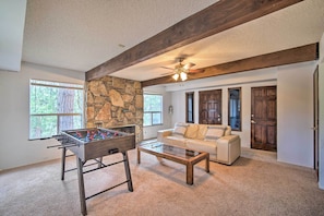 Fireplace - Running Springs Home w/ Skiing < 6 Mi Away! (Running Springs)