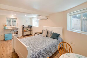 Apartment (1 Bedroom) | Interior
