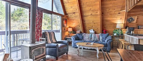 House (2 Bedrooms) | Front of property