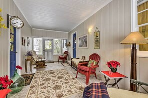 Interior - Hadley Vacation Rental 24 Mi to Springfield! (Hadley)