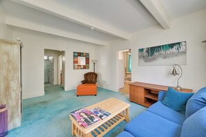 Apartment (2 Bedrooms) | Interior - Boston Area Vacation Rental 3 Mi to Airport! (Revere)