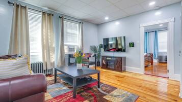 Apartment (1 Bedroom) | Interior