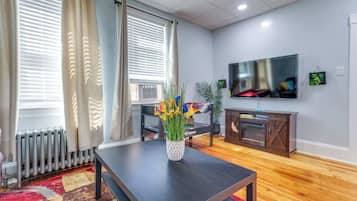 Apartment (1 Bedroom) | Interior