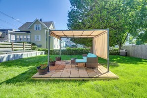 Apartment (1 Bedroom) | Interior - Updated Stoughton Apartment w/ Shared Yard! (Stoughton)