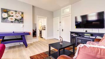 Apartment (1 Bedroom) | Interior