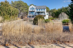 Interior - Wellfleet Home w/ Deck, Bay Views & Kayaks (Wellfleet)