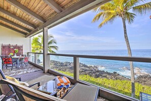 Apartment (2 Bedrooms) | Interior - Airy Oceanfront Kailua-kona Gem w/ Community Pool (Kailua-Kona)