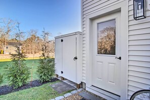 Apartment (2 Bedrooms) | Interior - Modern Apt Near Martha's Vineyard Beaches! (Oak Bluffs)