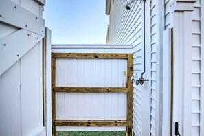 Apartment (2 Bedrooms) | Interior - Modern Apt Near Martha's Vineyard Beaches! (Oak Bluffs)