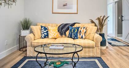 Modern Apt Near Martha's Vineyard Beaches!