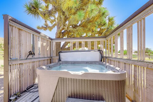 Yucca Valley Oasis w/ Hot Tub, Near Joshua Tree!