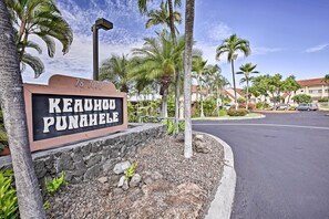 Apartment (2 Bedrooms) | Interior - Ocean-view Lanai! Resort Condo on Kona Coast (Kailua-Kona)