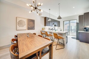 Apartment (3 Bedrooms) | Interior - Rooftop Mtn View & Hot Tub: Silverthorne Home! (Silverthorne)