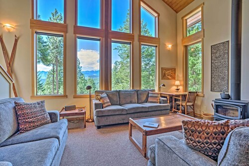 Private Leavenworth Cabin w/ Mtn Views & Fire Pit
