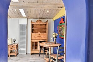 Apartment (0 Bedroom) | Interior