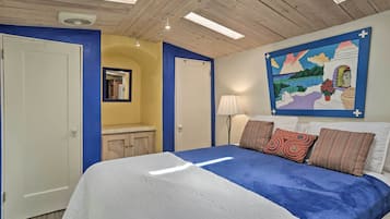 Apartment (0 Bedroom) | Interior