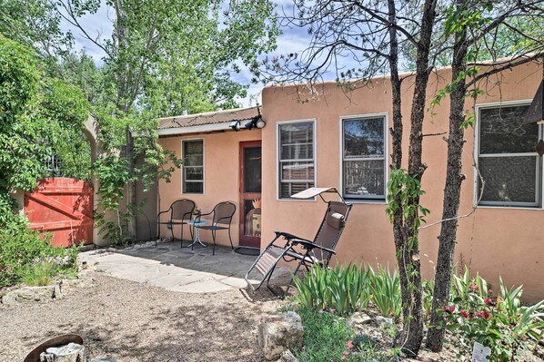 Apartment (0 Bedroom) | Front of property