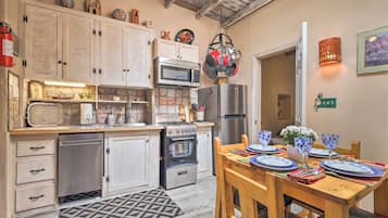 Cottage (2 Bedrooms) | Nội thất