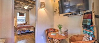 Authentic Adobe Abode < 1 Mile to Sante Fe Plaza!