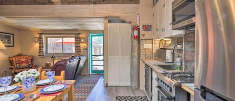 Cottage (2 Bedrooms) | Interior