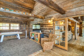 House (5 Bedrooms) | Interior - Hike & Ski in the Rockies: Retreat in Tabernash (Tabernash)
