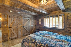 單棟房屋 (5 Bedrooms) | 內部