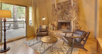 Near Skiing & Hiking: Carnelian Bay Cabin