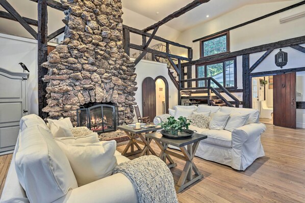 Cottage (2 Bedrooms) | Interior