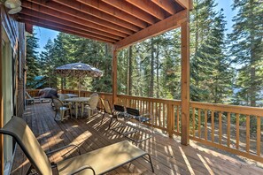 House (4 Bedrooms) | Interior - Carnelian Bay Home w/ Hot Tub Near Tahoe Skiing (Carnelian Bay)