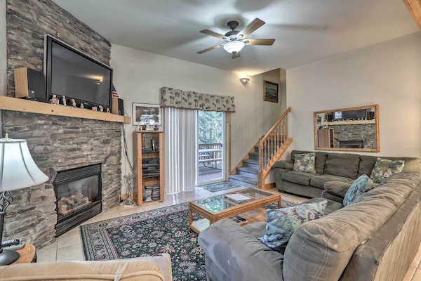 Carnelian Bay Home W/ Hot Tub Near Tahoe Skiing - Lake Tahoe
