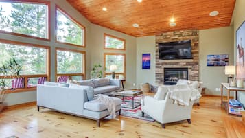 House (3 Bedrooms) | Front of property