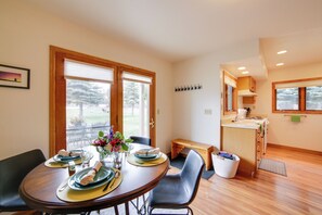 Dining - Mountain-view Retreat - 6 Mi to Ouray Hot Springs! (Ridgway)